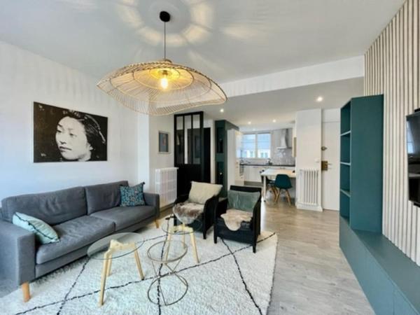 Na zdjęciu widoczny jest obiekt Appartement centre ville au calme, belles prestations położony w mieście Lorient.