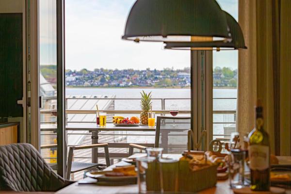 På billedet ses objektet Ferienwohnung Wiking-Koje 3 Schleswig beliggende i byen Slesvig.