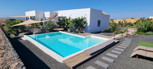 A la foto es mostra l'objecte Villa Osaya situat a la ciutat de Tindaya.