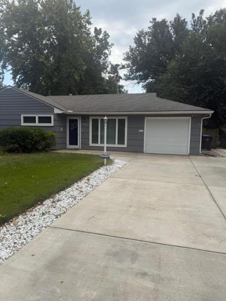 照片显示了位于Topeka市的Quiet Cozy Haven for Relaxation & Work in Topeka, Kansas物件。
