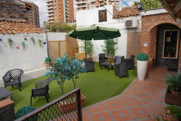 A la foto es mostra l'objecte R-HOME Li Cuti situat a la ciutat de Catània.