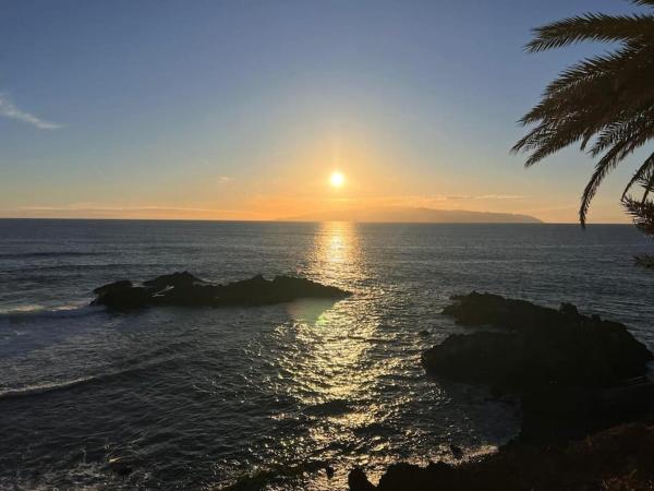 På billedet ses objektet Apartamento en Tenerife - Alcalá - con vistas al Teide beliggende i byen Alcalá.