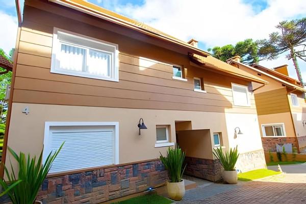 A la foto es mostra l'objecte Rosa Casa Mountain Village situat a la ciutat de Canela.