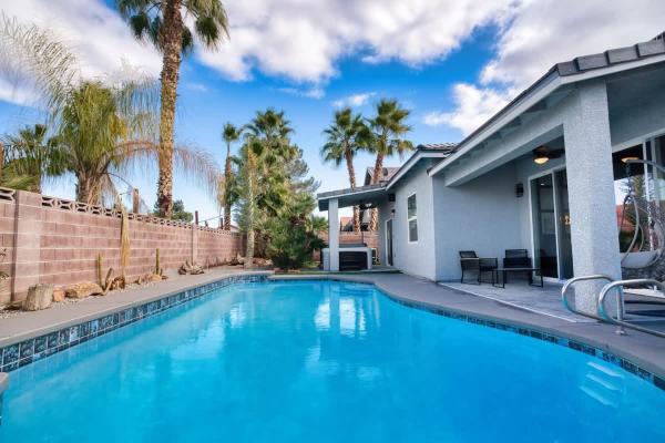 På billedet ses objektet VEGAS OASIS CLOSE 2 STRIP! Private Hot tub & Heated Pool beliggende i byen Las Vegas.