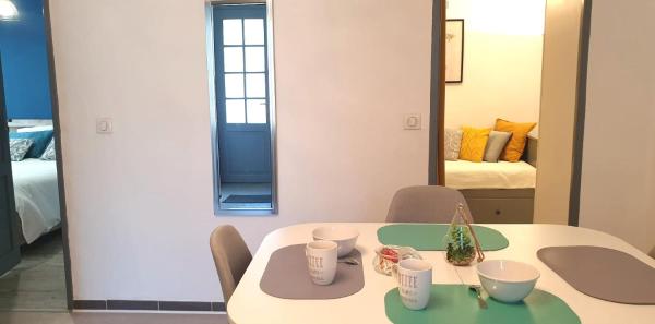 A la foto es mostra l'objecte Le Petit Claux situat a la ciutat de Figeac.