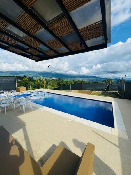 Nella foto è visibile l'oggetto Casa Condominio La Mesa situato nella città di La Mesa.