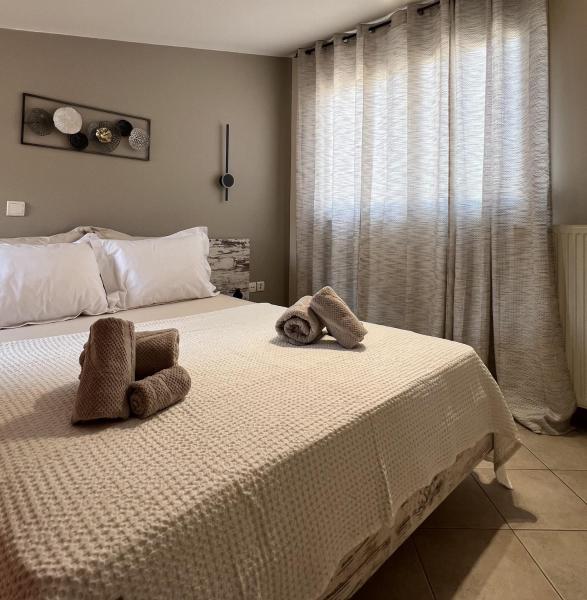 På billedet ses objektet Αγρίνιο κέντρο ΔΣ, Δ1 beliggende i byen Agrinio.