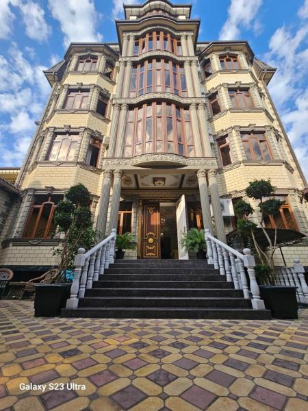 Hotel Sharq, Душанбе