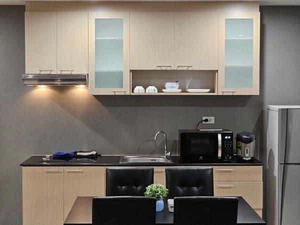 En la foto se muestra el objeto Family Room ubicado en la ciudad de Ban Khan Ham.