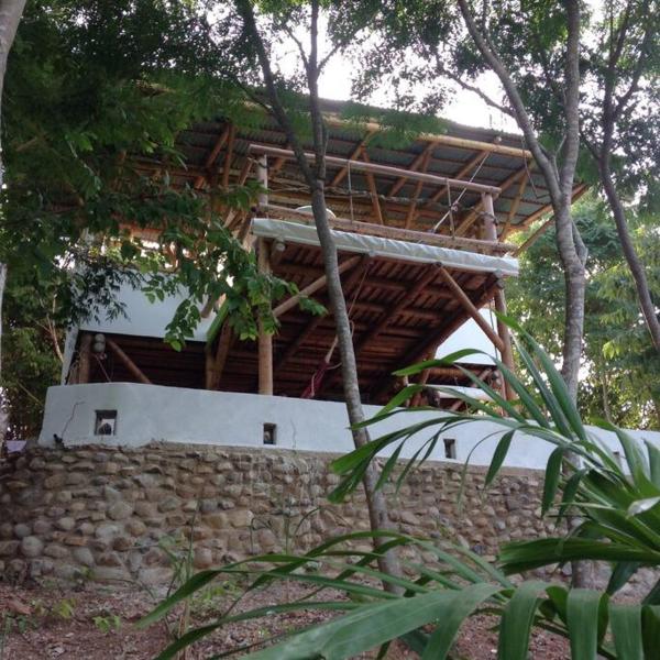På billedet ses objektet Casa EL VELERO Ecolodge, Palomino Guajira Colombia beliggende i byen Calabolo.