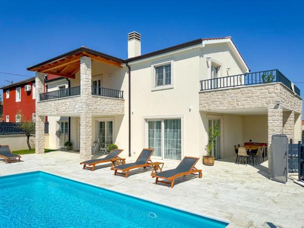 På bilden syns objektet Holiday Home Villa Gaudeo by Interhome som ligger i staden Nova Vas.