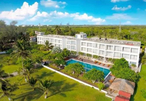 Nella foto è visibile l'oggetto Hotel Mediterráneo situato nella città di La Laja.