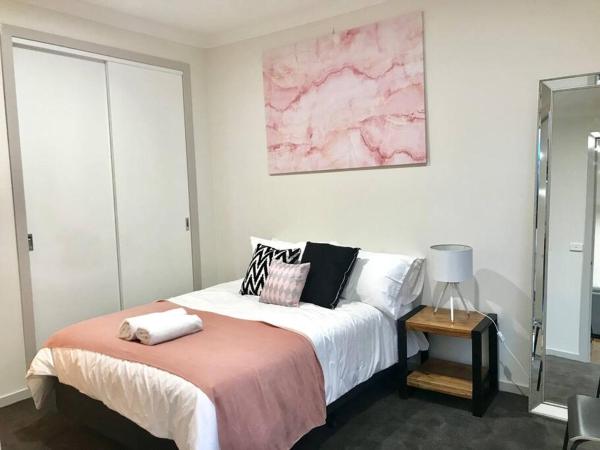 Na zdjęciu widoczny jest obiekt D112 Braybrook Central Stay-Great Getaway położony w mieście Tottenham.