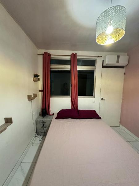 Nella foto è visibile l'oggetto Pink Bliss situato nella città di Avae.