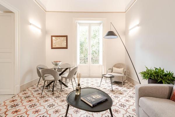 På billedet ses objektet Zahir Suite Apartment beliggende i byen Palermo.