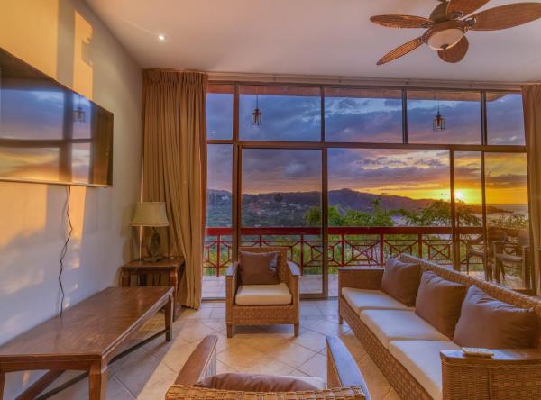 Ocean And Mountain View Villa - Playa Hermosa