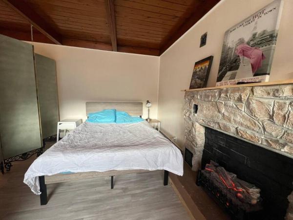 Fotografie 6: Large Studio LIGHT & VIEWS - Beautiful with Deck - Message Direct