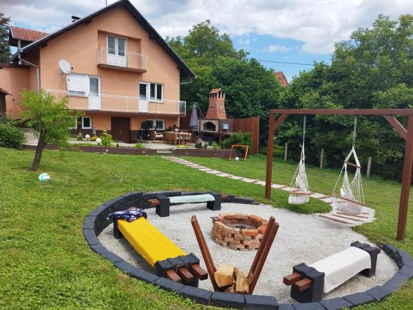 Nella foto è visibile l'oggetto Ohana Holiday House situato nella città di Radakovo.