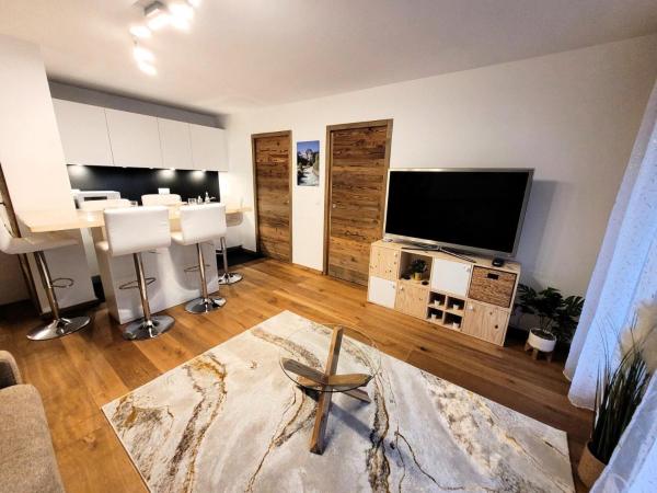 A la foto es mostra l'objecte Résidence Le Confidentiel - Petit cocon neuf au cœur du village MAE-1221 situat a la ciutat de Les Gets.