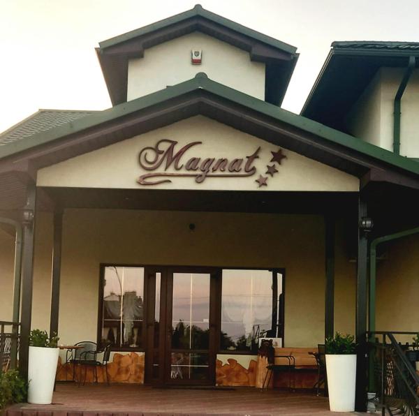 Nella foto è visibile l'oggetto Hotel MAGNAT situato nella città di Sokołów Małopolski.