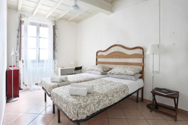 Firenze Central Room For Rent, Florencja