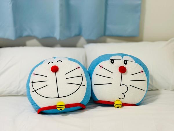 Doraemon Imazen Cute Character Style Japanese Entire House for 6 with 4 Beds Near Public Transport 2 min Walk Direct to Namba Family Friendlyの写真6