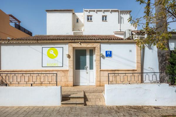 A la foto es mostra l'objecte Mallorca Rooms Can Pastilla situat a la ciutat de Son Ferriol.