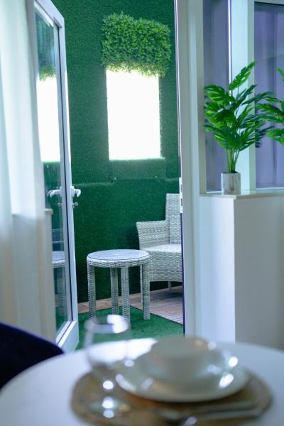Kuva 9: Studio with Terrace Damac Maison Cour Jardin Business Bay