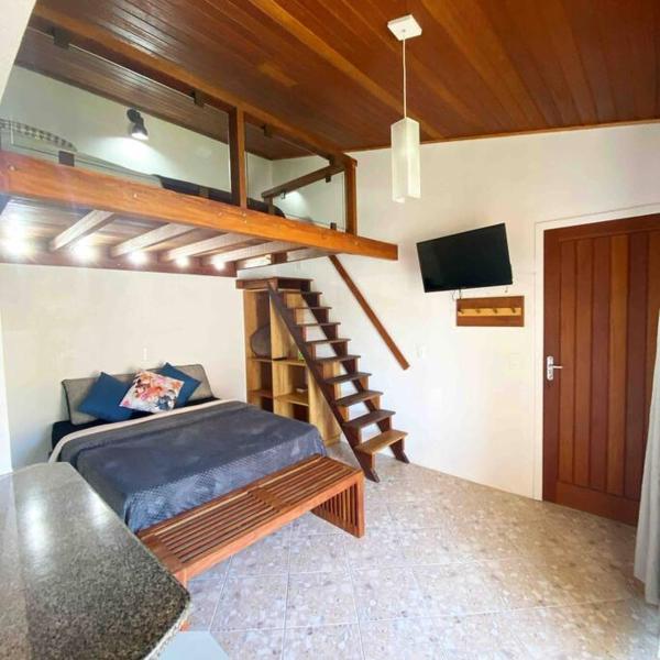 A la foto es mostra l'objecte Residencial Vô Kikido LOFT com Mezanino situat a la ciutat de Palhoça.