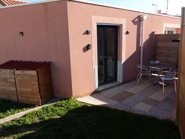 A la foto es mostra l'objecte Studio privée chez vos hôtes situat a la ciutat de Vendrennes.