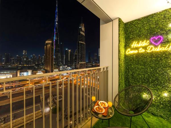 A la foto es mostra l'objecte Amazing Stay Experience - Best Burj Khalifa View situat a la ciutat de Dubai.