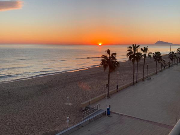 Un Balcón Al Mar - Bellreguard