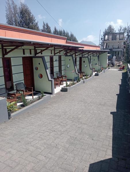 A la foto es mostra l'objecte Mentigen Homestay situat a la ciutat de Ngadisari.