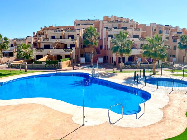 A la foto es mostra l'objecte CASA MiJa situat a la ciutat de Los Caparroses.