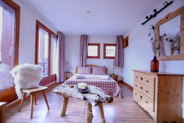 På billedet ses objektet Chalet Alpina résidence Val Claret beliggende i byen Tignes.