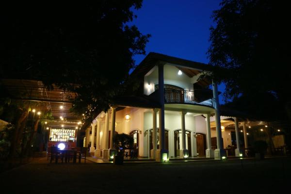 Na zdjęciu widoczny jest obiekt Adaviya Resort położony w mieście Hassalaka.
