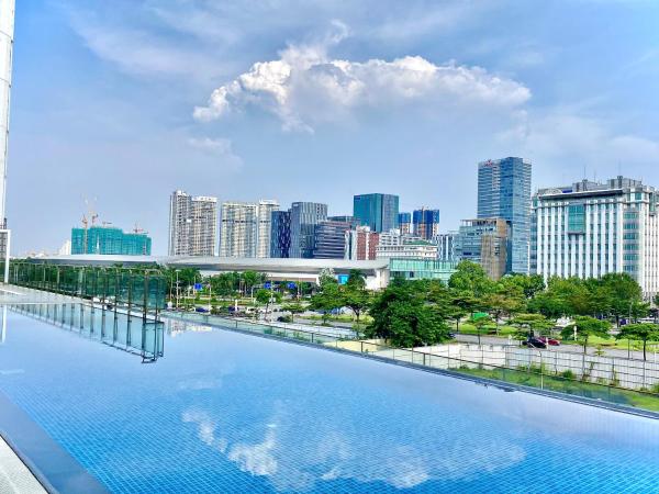 Scenic Valley 2, Ho Chi Minh
