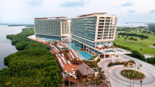 Hyatt Vivid Grand Island Cancun-all Inclusive Adults Only - Cancún
