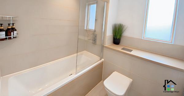 Fotografie 8: Apartment at Addenbrooke hospital and Bio Campus - Free Private parking