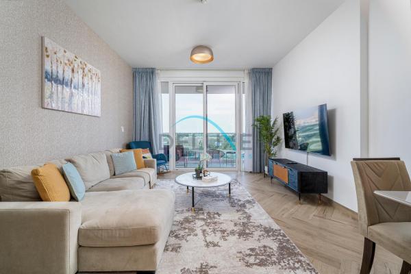 A la foto es mostra l'objecte Contemporary 1BR in Al Kifaf Residences West, Bur Dubai by Deluxe Holiday Homes situat a la ciutat de Dubai.