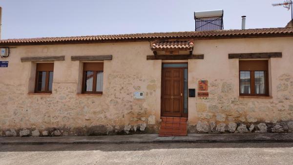A la foto es mostra l'objecte Roca Pintada situat a la ciutat de Castrodeza.