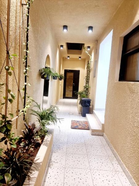 A la foto es mostra l'objecte شقق فاخرة Luxury apartments situat a la ciutat de Riad.