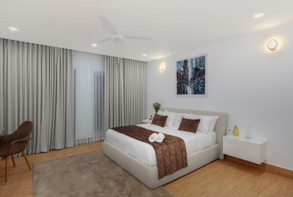 Na fotografii je vidět objekt Luxura Apartment nacházející se ve městě Kundanwila.