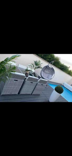 På billedet ses objektet Maison calme avec piscine privée beliggende i byen Argenteuil.