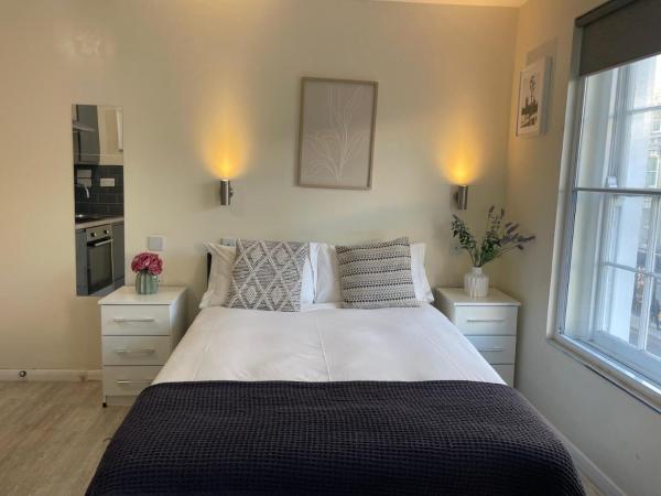 Grays Inn Road - Room 4, Londyn