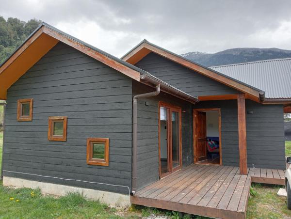 På billedet ses objektet Cabaña valle pangal beliggende i byen Puerto Dunn.