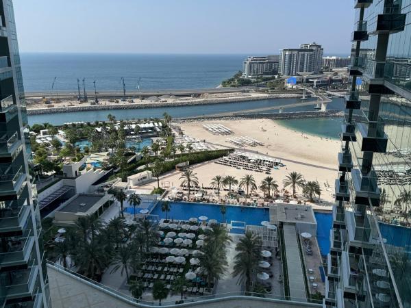 A la foto es mostra l'objecte Lovely 3BHK with private beach situat a la ciutat de Dubai.