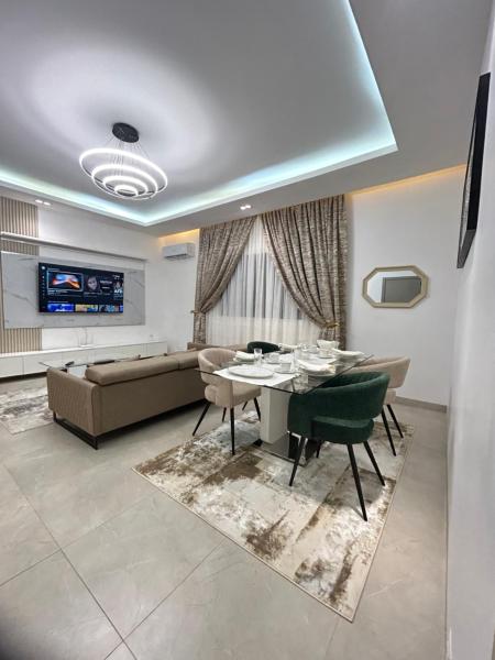 En la foto se muestra el objeto LUXURY PREMIUM #POINT e ubicado en la ciudad de Point E.