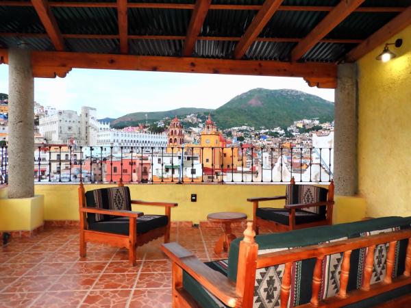 Plaza San Cayetano Panoramic House - Guanajuato