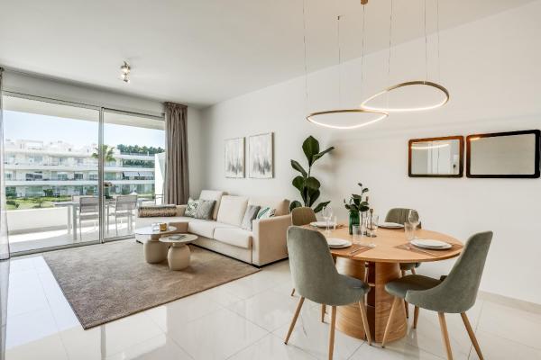Bel Air Estepona - Modern 2br Apartment With Terrace, Pool And Close To The Beach - Benahavís